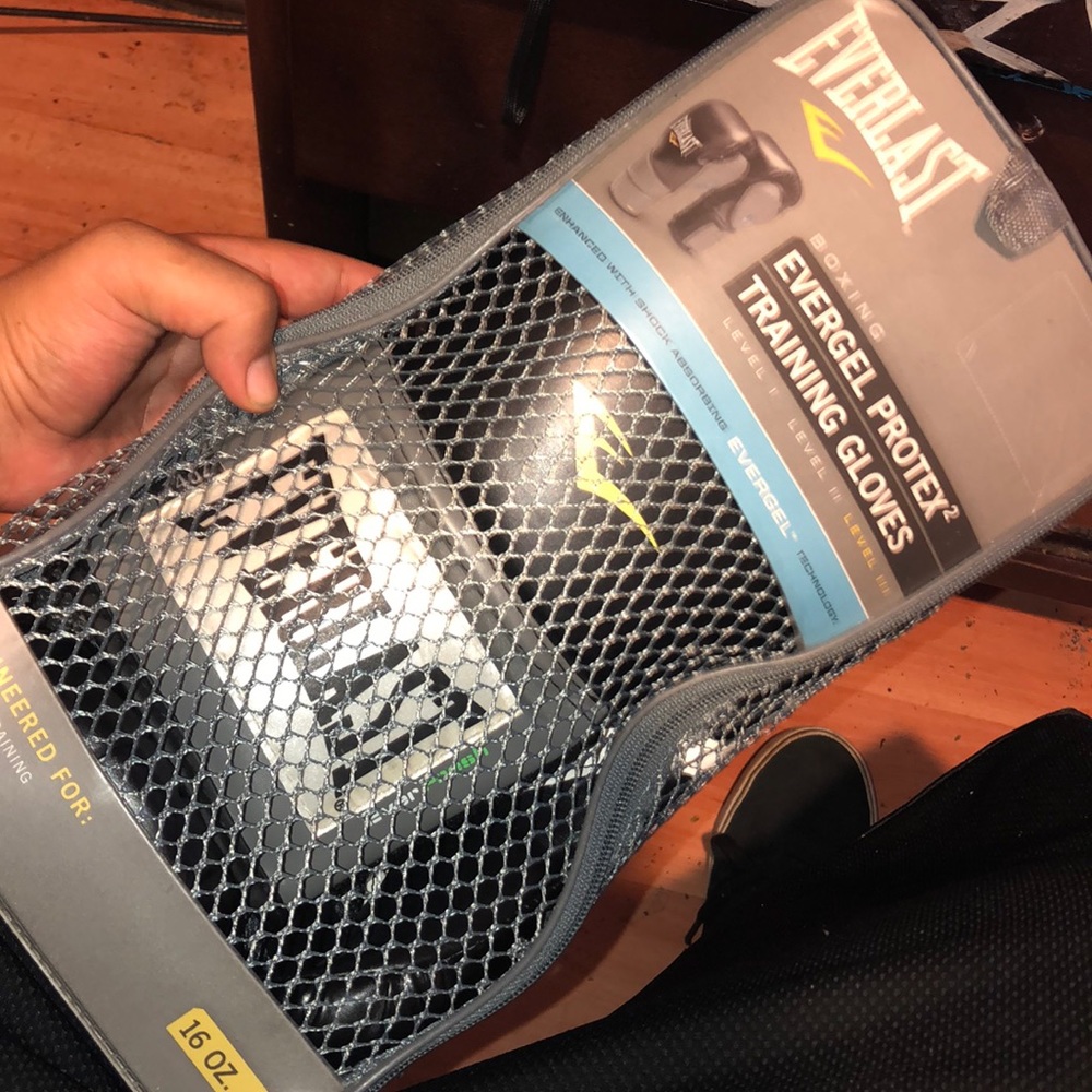 EVERGEL PROTEX2 16 OZ. TRAINING GLOVES
